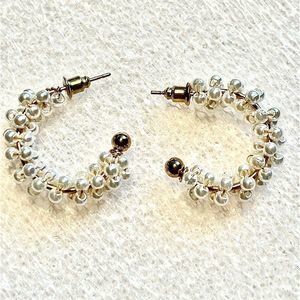 🏷️ Hoop Post Earrings Wire Wrapped Faux Pearl White, Gold Tone